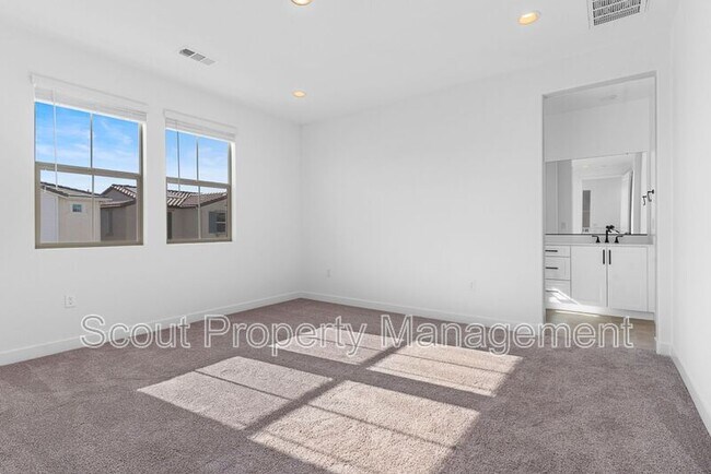 Building Photo - 26898 Rubicon Rd