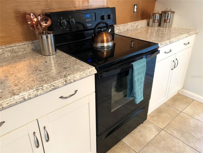 Building Photo - 2921 Greenbriar St