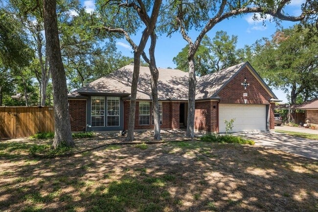 Building Photo - 10000 Brantley Bend