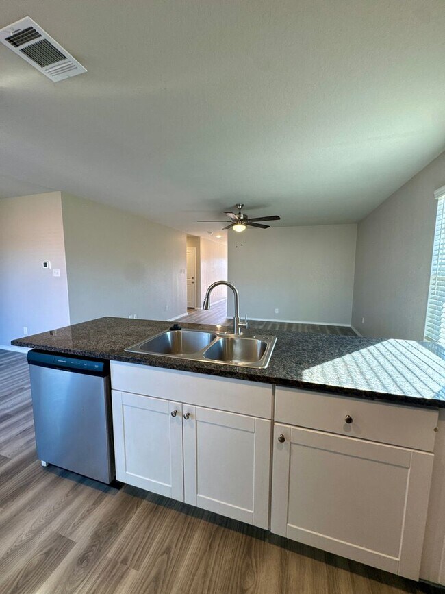 Building Photo - Bulverde Area - Hidden Trails Subdivision 3 beds 2 bath Home for Rent