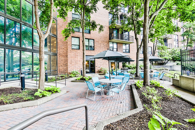 Building Photo - 299 N Dunton Ave