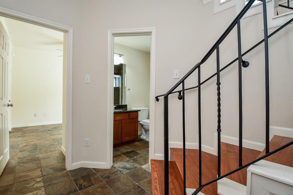 Building Photo - 4314 Koehler St