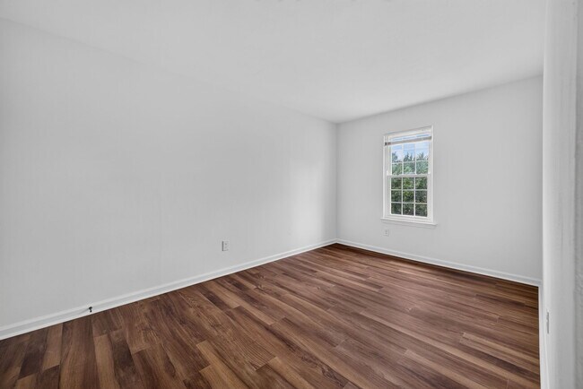 Building Photo - 1031 Still-Harbor Cir