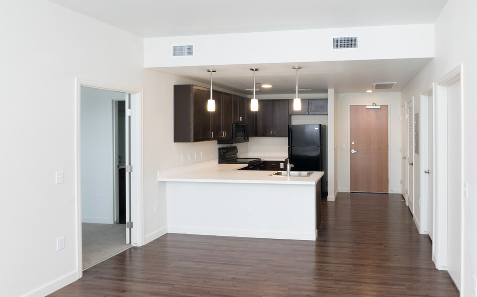 Kitchen & Living Room - Ash Street Apartments