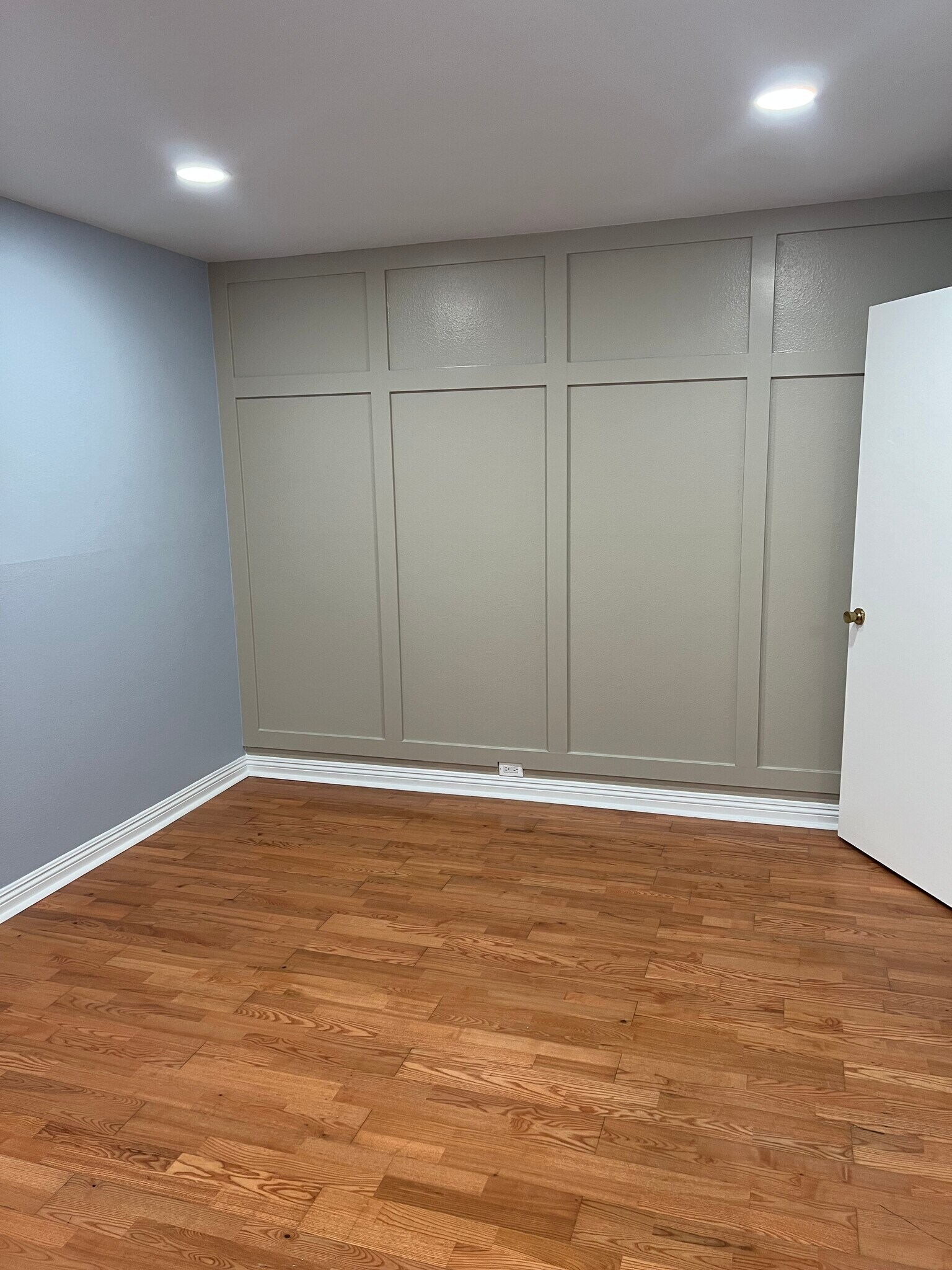 Building Photo - 3939 E Allin St