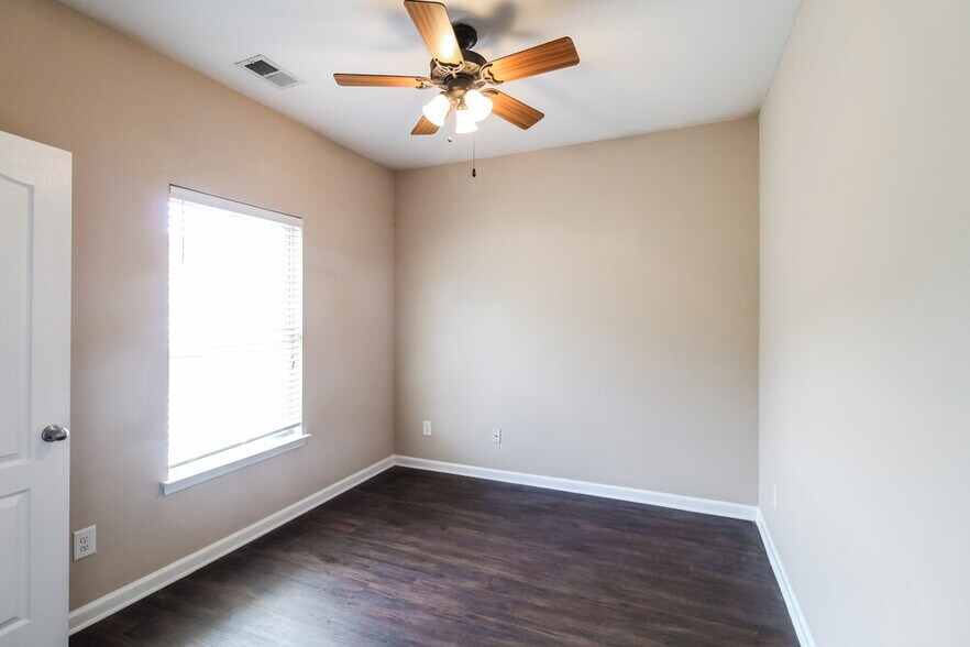 Building Photo - 3810 Humber Ct