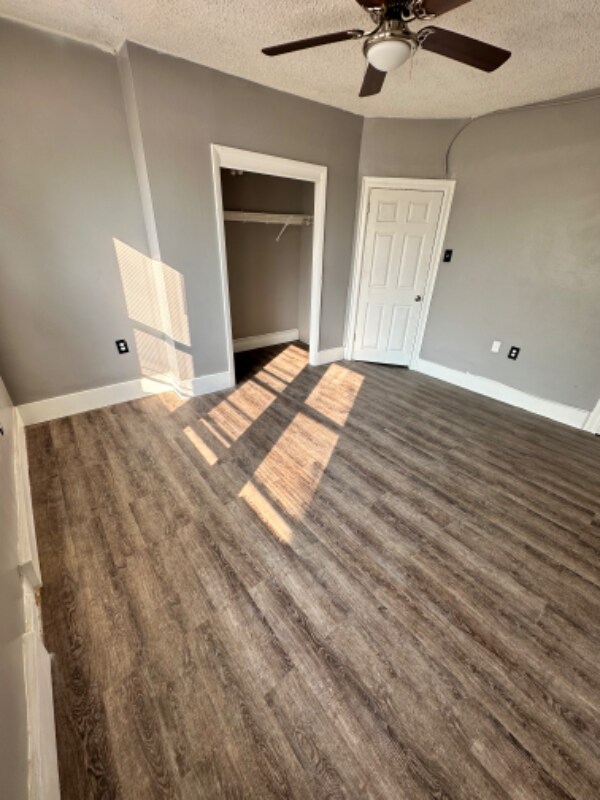 Building Photo - 4723 Whitaker Ave