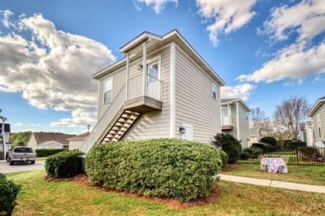 Building Photo - 3642 Biltmore Ave