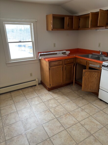 Building Photo - 177 N Main St