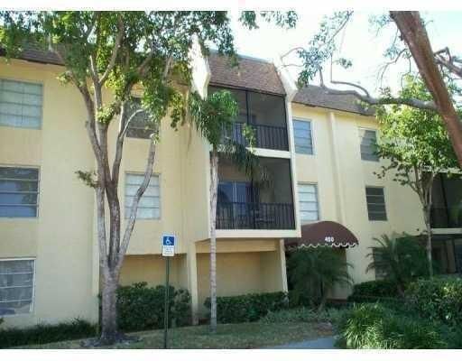 best maintained condos - 490 NW 20th St