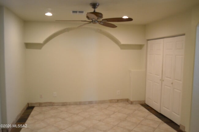 Building Photo - 3270 W Capistrano Rd