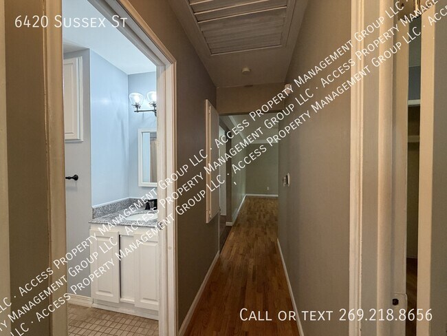 Building Photo - 6420 Sussex St