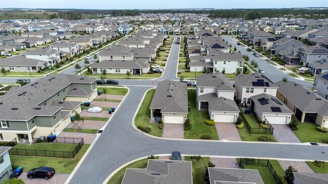 Building Photo - 16743 Herongate Dr