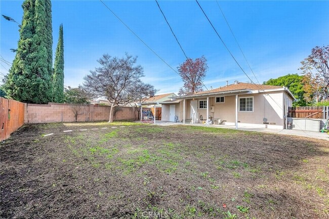 Building Photo - 17608 Martha St