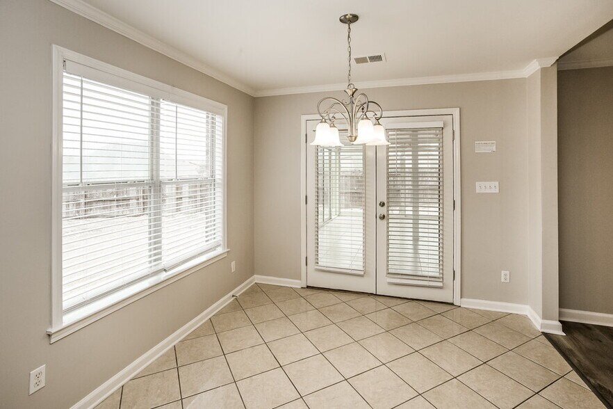 Building Photo - 4235 St Anne Cove