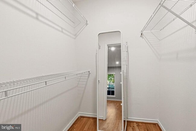 Building Photo - 1521 Lincoln Way