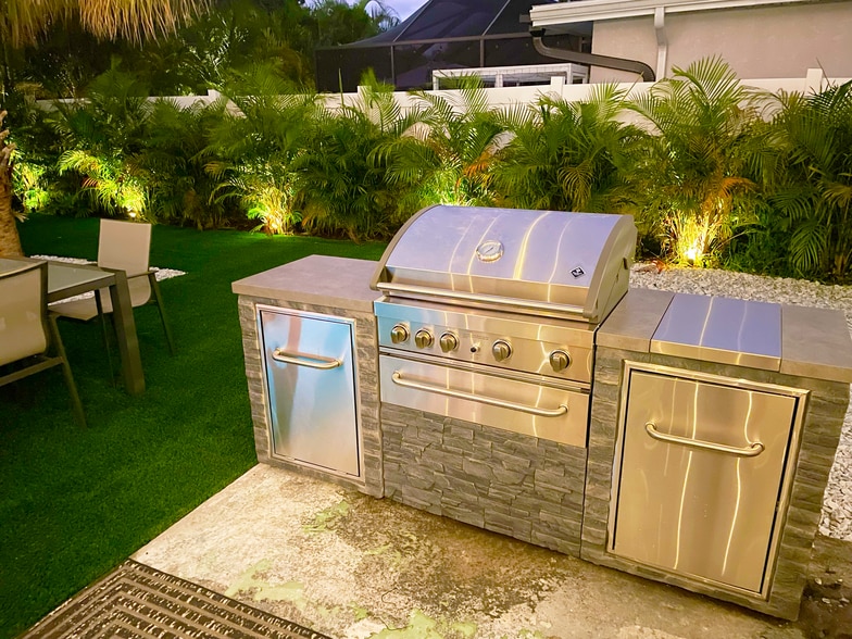 Building Photo - 5901 28th Ave N