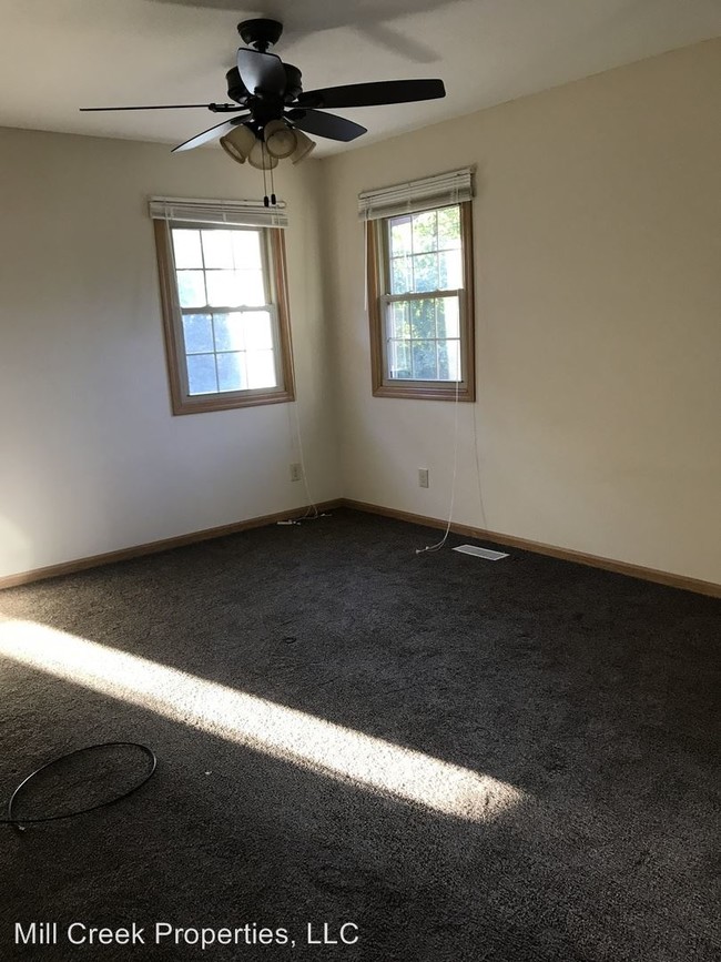 Building Photo - 508 Oakhurst Dr
