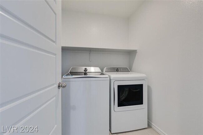 Building Photo - COMING SOON - Ready no later than the begi...
