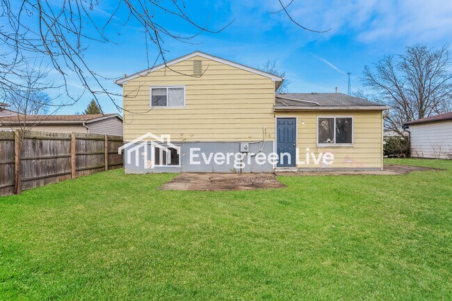 Building Photo - 5427 Carbondale Dr