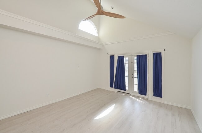 Building Photo - 12707 Sandri Ln