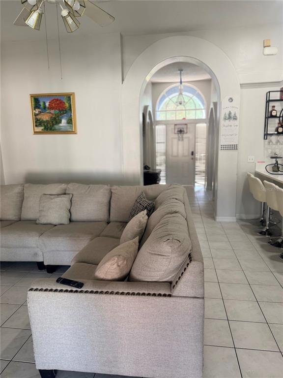 Building Photo - 2618 Hawthorne Ln