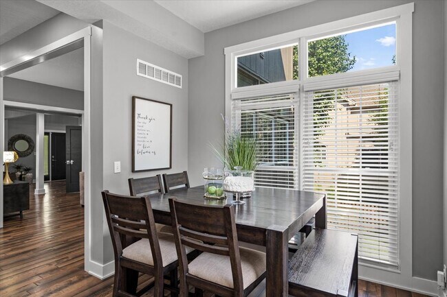 Building Photo - 9004 W 148th St