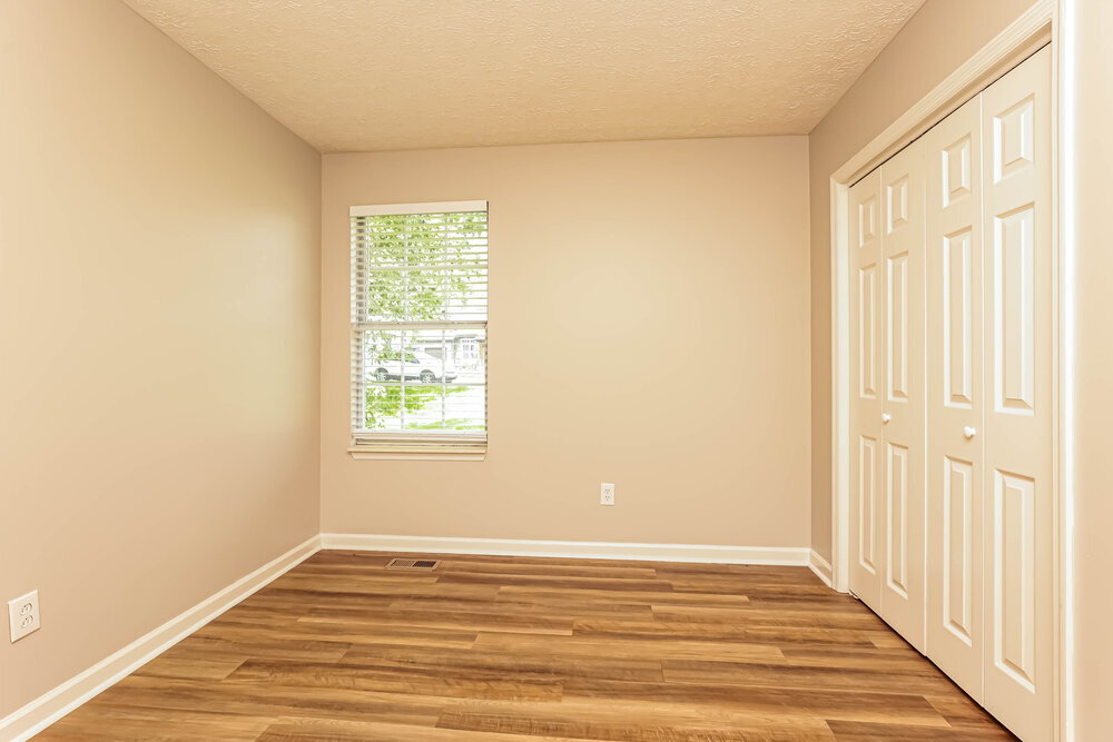 Building Photo - 1610 Cedar Tree Ln