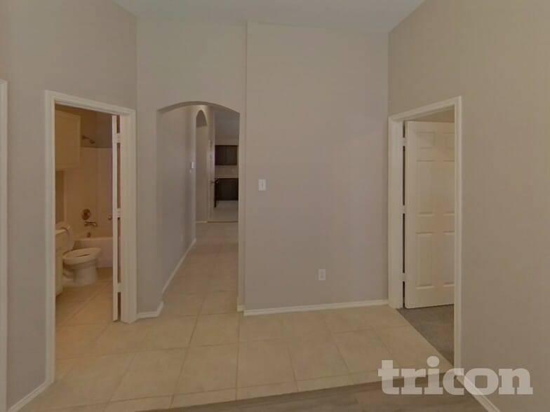 Building Photo - 369 Magnolia Dr