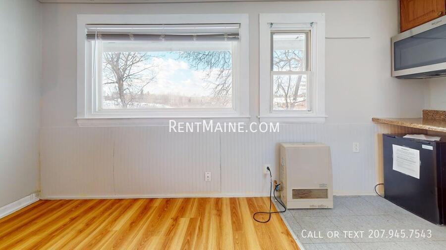 Building Photo - 18 Main Rd