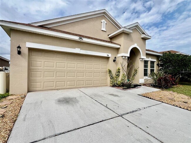 Building Photo - 724 Parker Den Dr