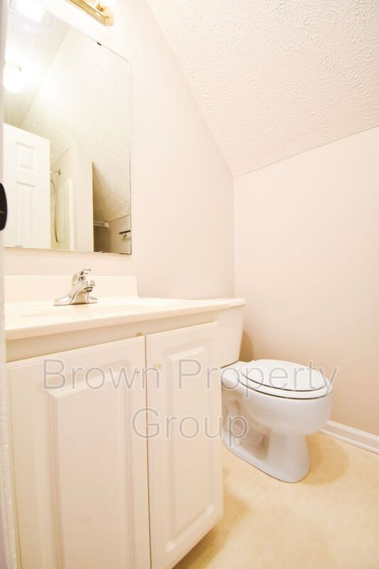 Building Photo - 2812 Bolla Dr