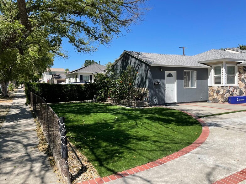 Building Photo - 6840 Bertrand Ave
