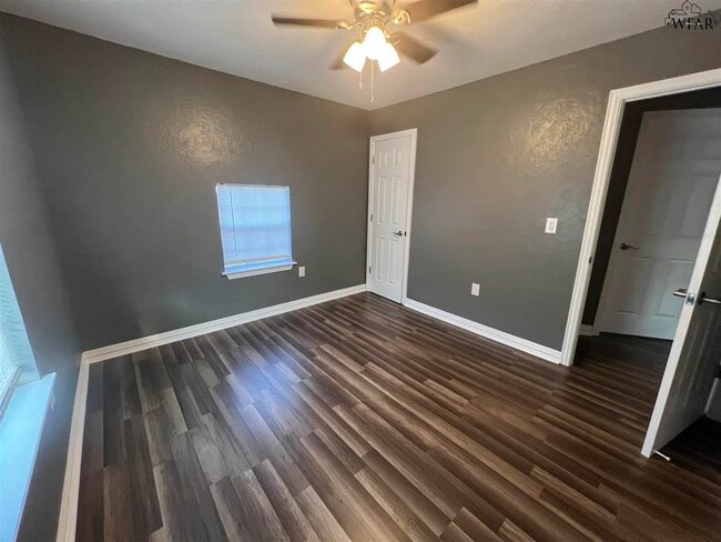 Building Photo - 1603 Oceola Ave