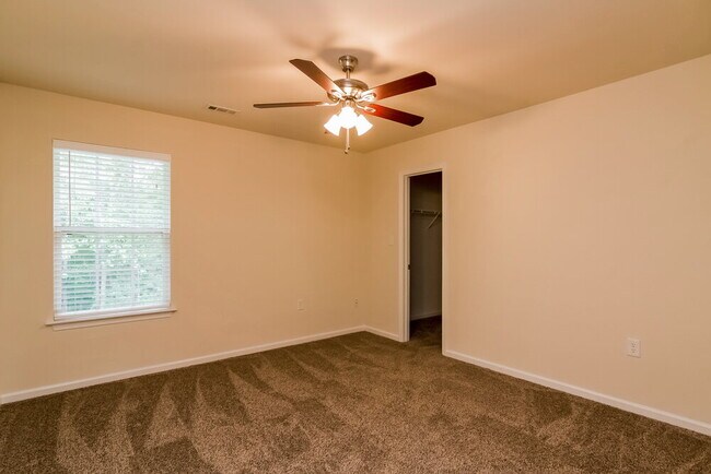 Building Photo - 14130 Waterlyn Dr