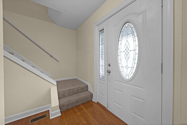 Building Photo - 611 Harvard Dr