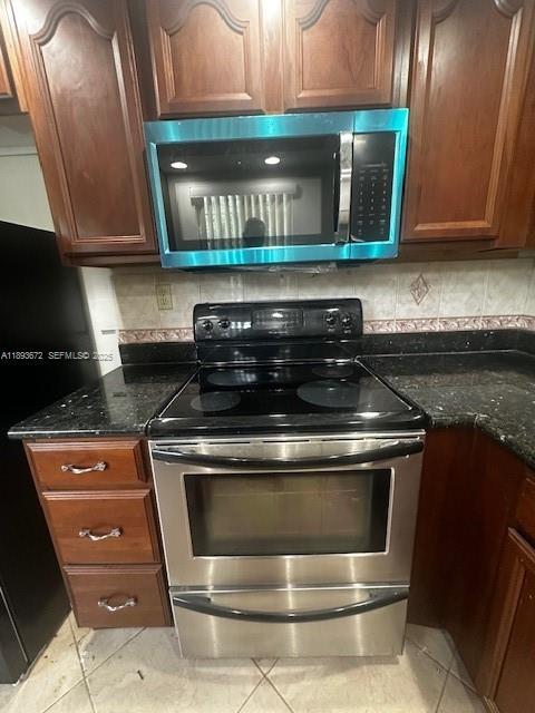 Building Photo - 182 Dorset E