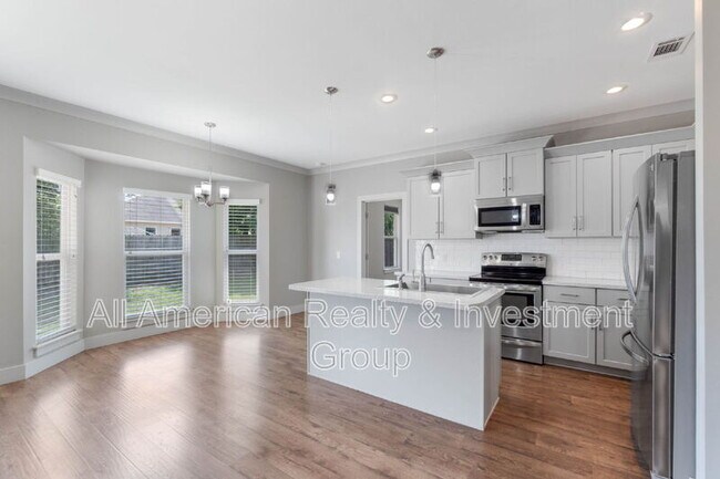 Building Photo - 4464 Goldfinch Way
