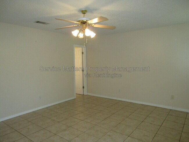 Building Photo - 3714 Deer Creek Ln