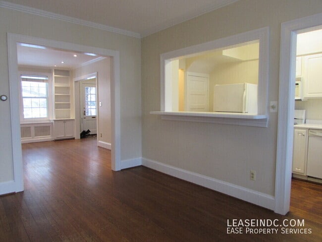 Building Photo - 2215 39th St NW