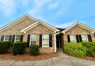 Building Photo - 100 Tuscany Trail