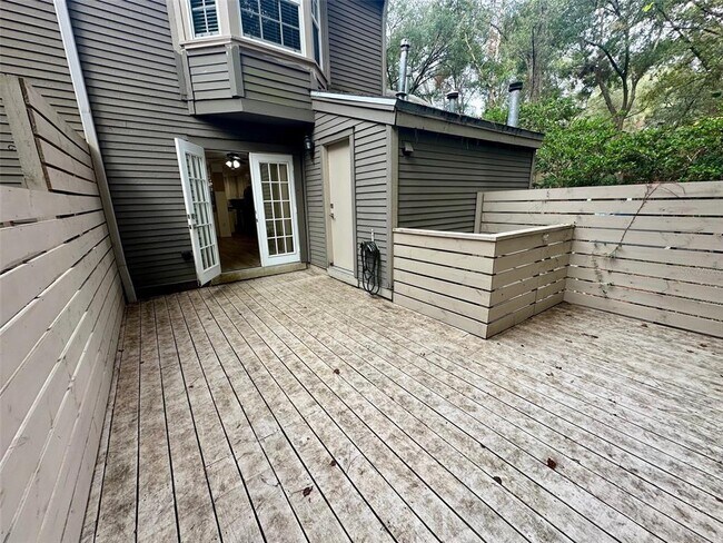 Building Photo - 5215 SW 92nd Ct