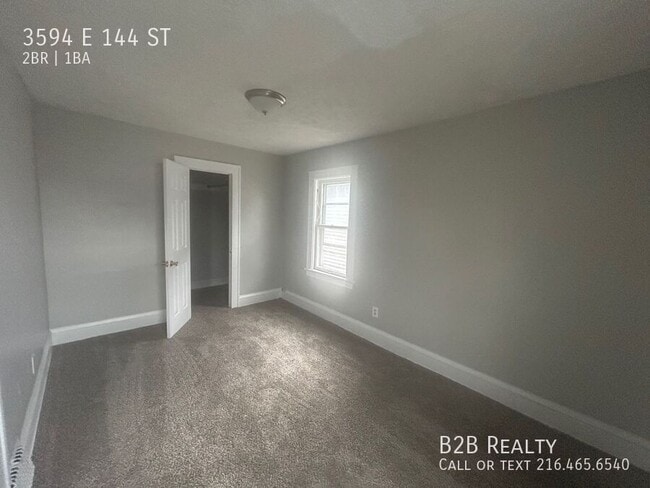 Building Photo - 3594 E 144th St