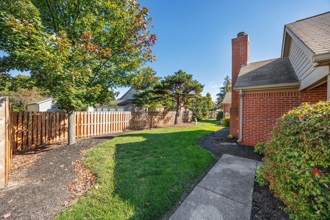 Building Photo - 3906 Sandstone Cir
