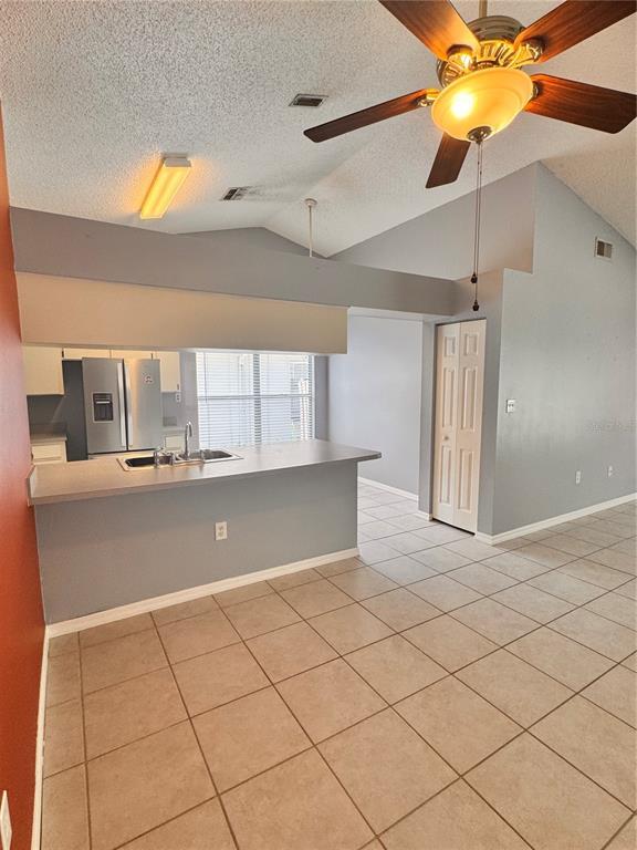 Building Photo - 2070 Sarah Louise Dr