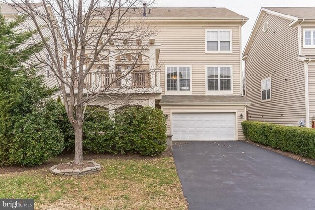 Building Photo - 12582 Stone Lined Cir