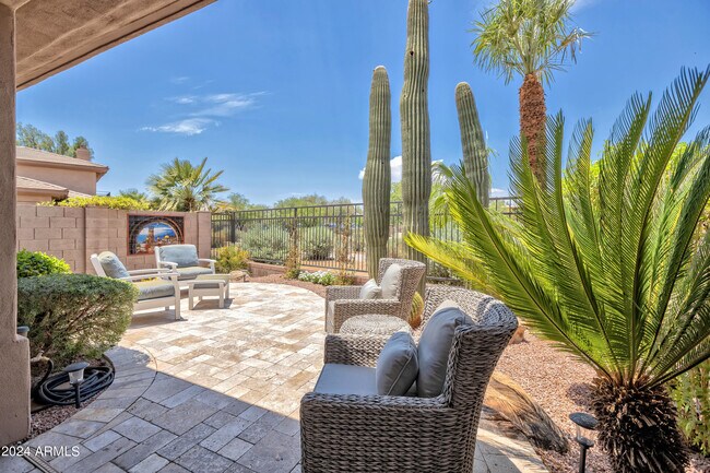Building Photo - 15240 N Clubgate Dr