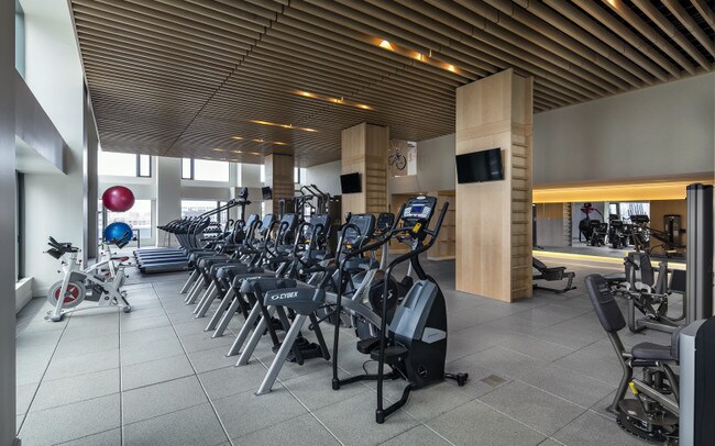 Building Photo - 10 City Point