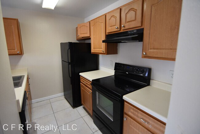 Building Photo - 1 br, 1 bath House - 4756 Walden Circle #635