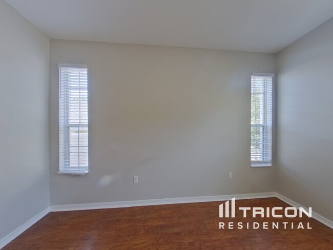 Building Photo - 33246 Irongate Dr